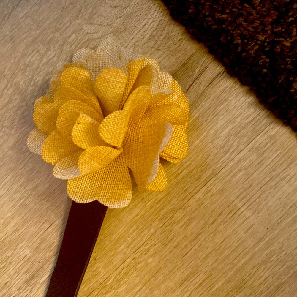 Cloth flower belt